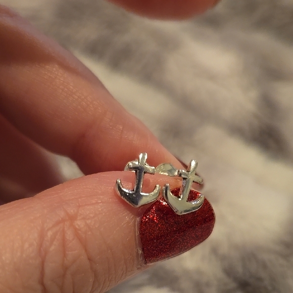 Sterling Silver Anchor Stud Earrings Brand New In Box - Picture 2 of 4